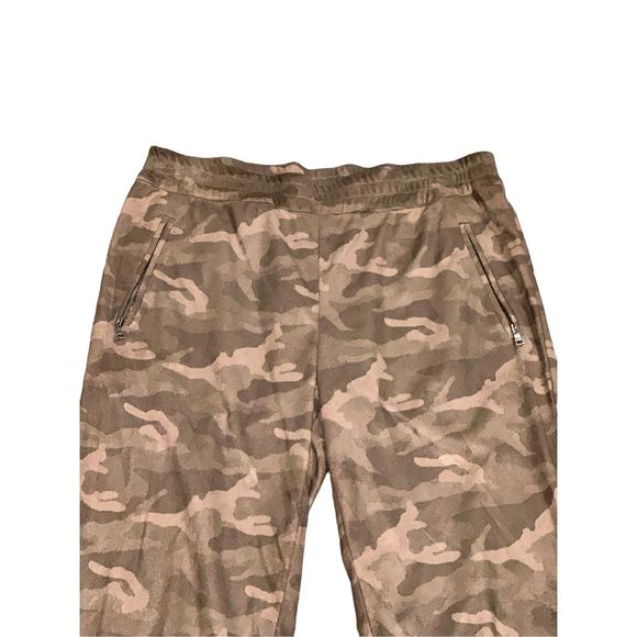 NWOT BCBGMaxazria Women’s Camouflage Joggers - Picture 2 of 8